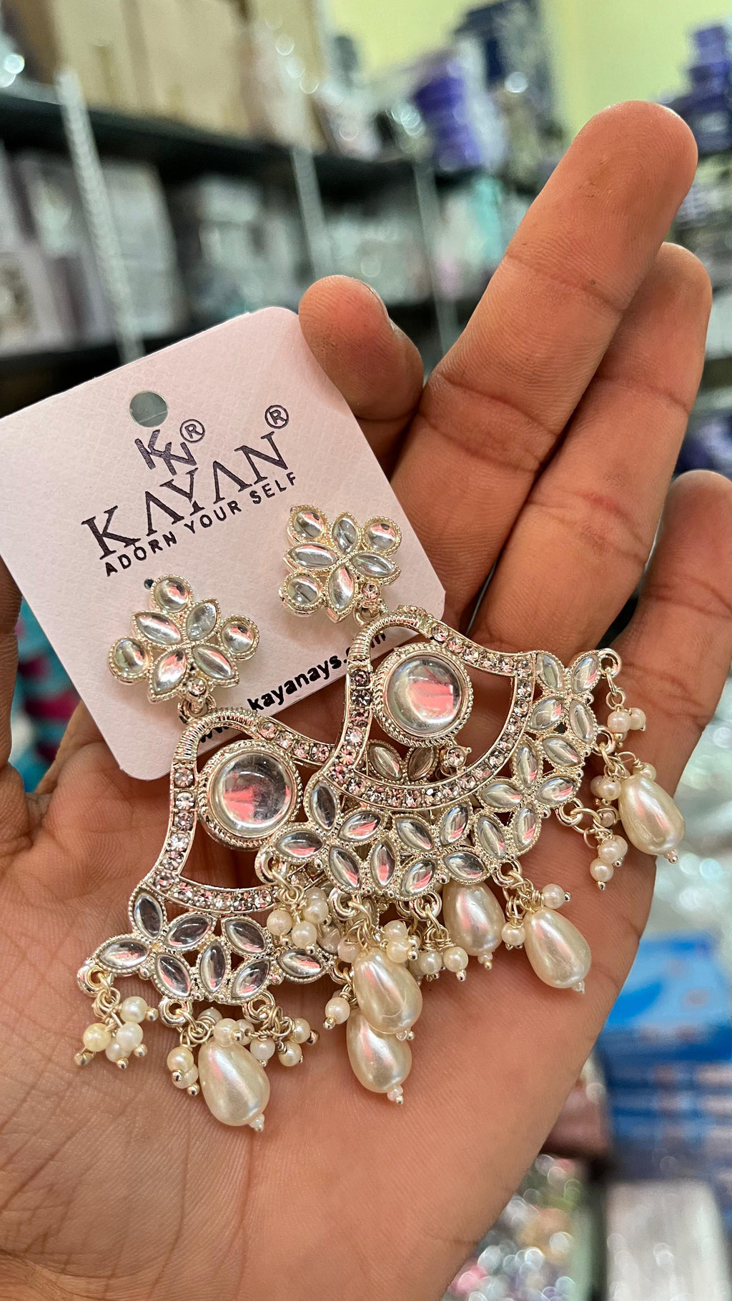White Pearl Kundan Earing Set