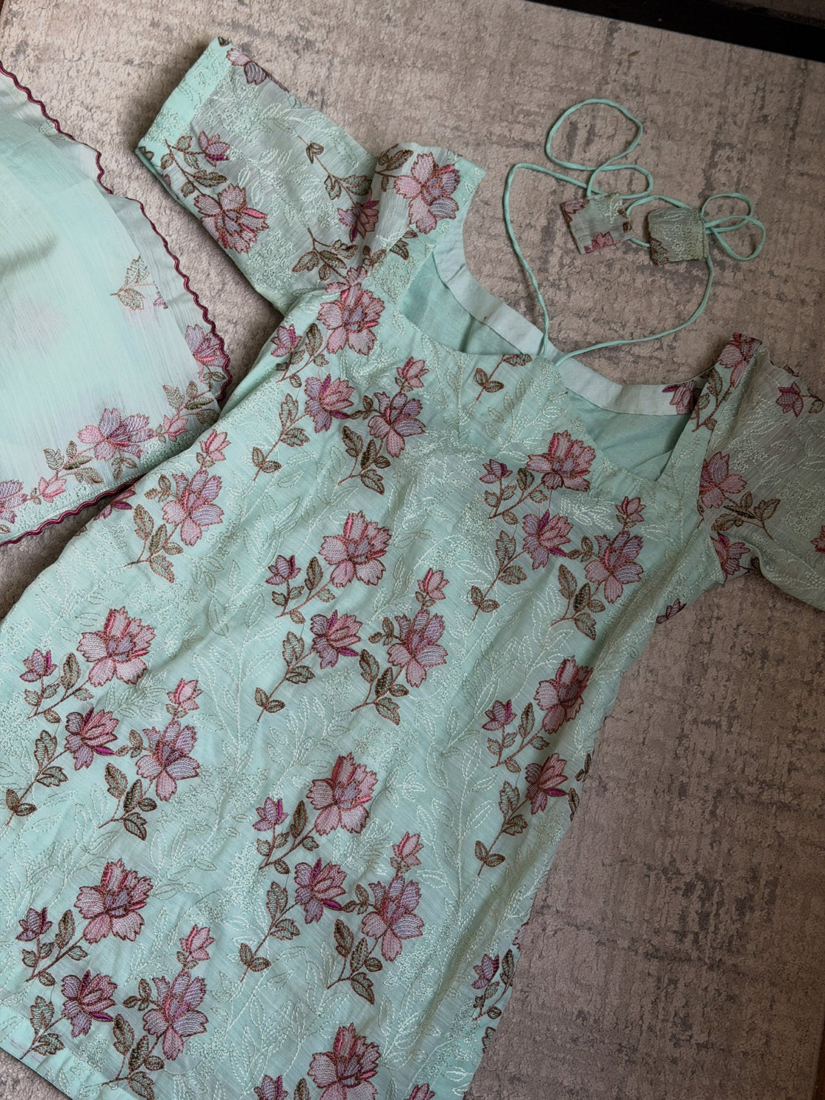 Beautiful Floral Lawn Fabric Salwar Suit Set