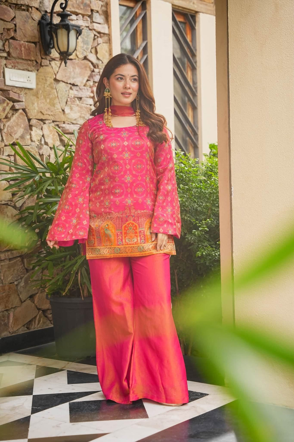 Pink Ethnic Glam Co-ord Set
Regular price