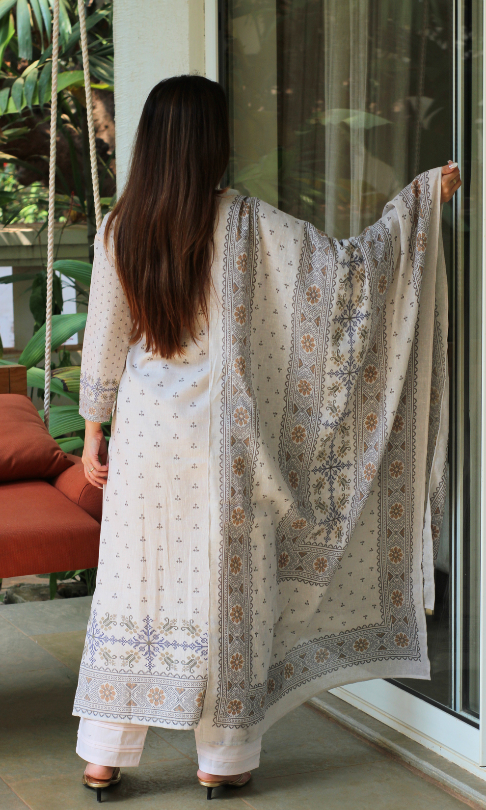 Ivory Calm Mosaic Kurta , Dupatta with Cotton Pants