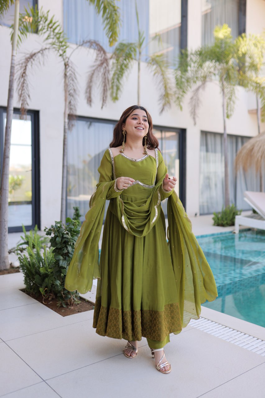 Beautiful Mul Chanderi Silk Anarkali Suit Set