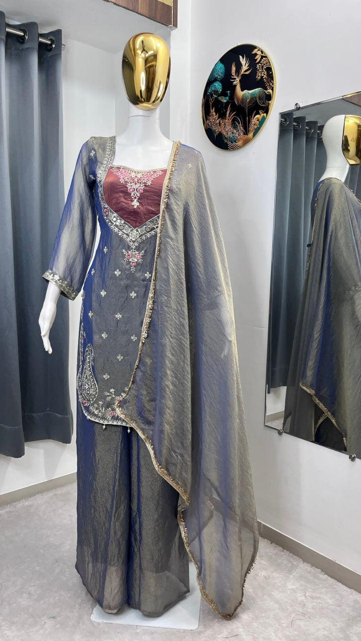 Beautiful Embroidered kurta Plazzo Set