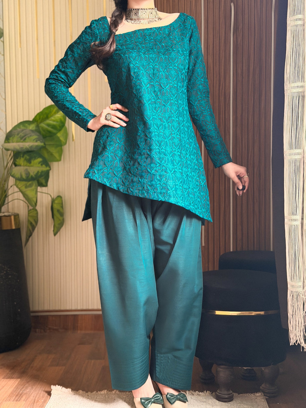 Beautiful Embroidered Lawn Kurta Salwar Set