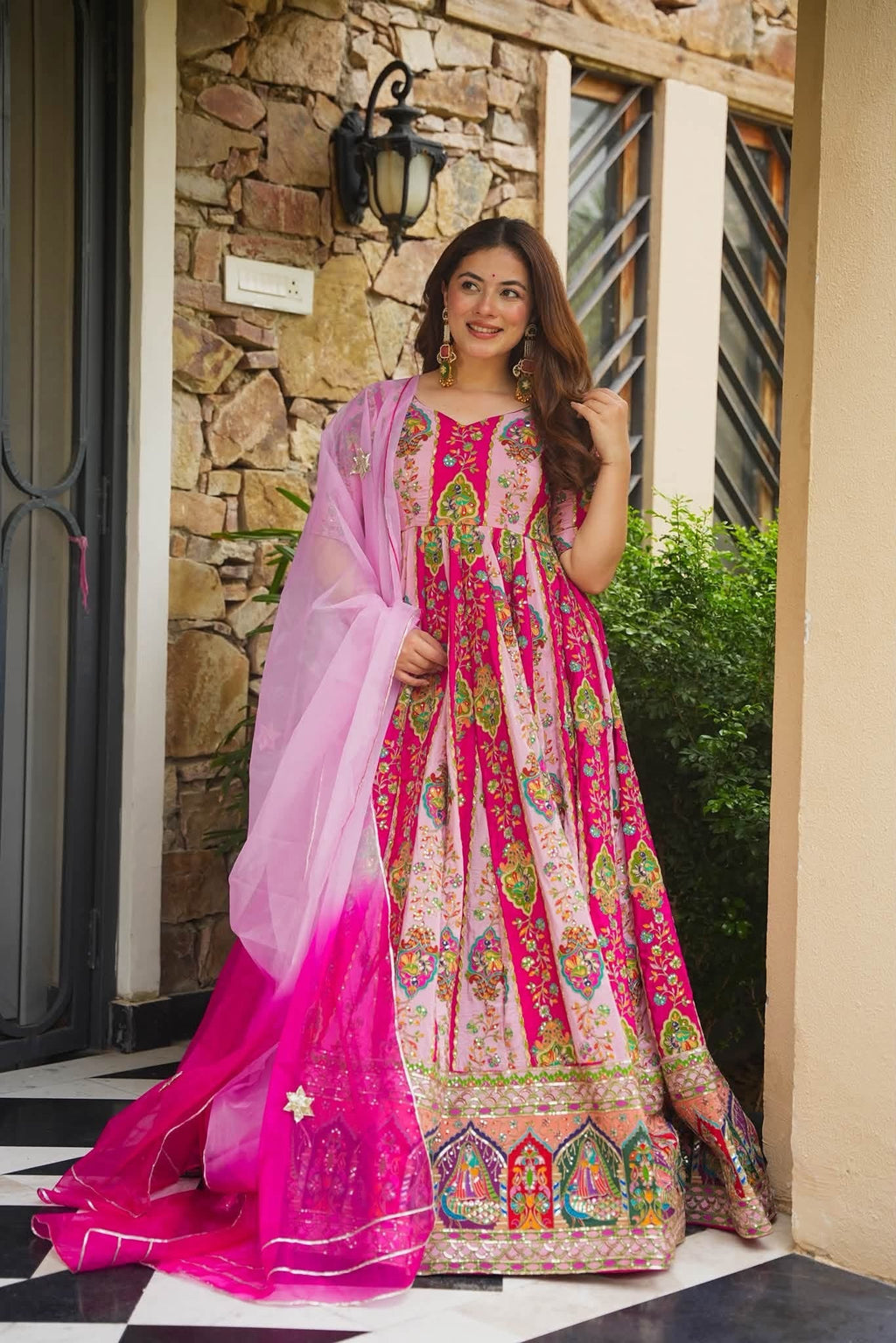 Beautiful Embroidered Pink Anarkali Suit Set ❤️